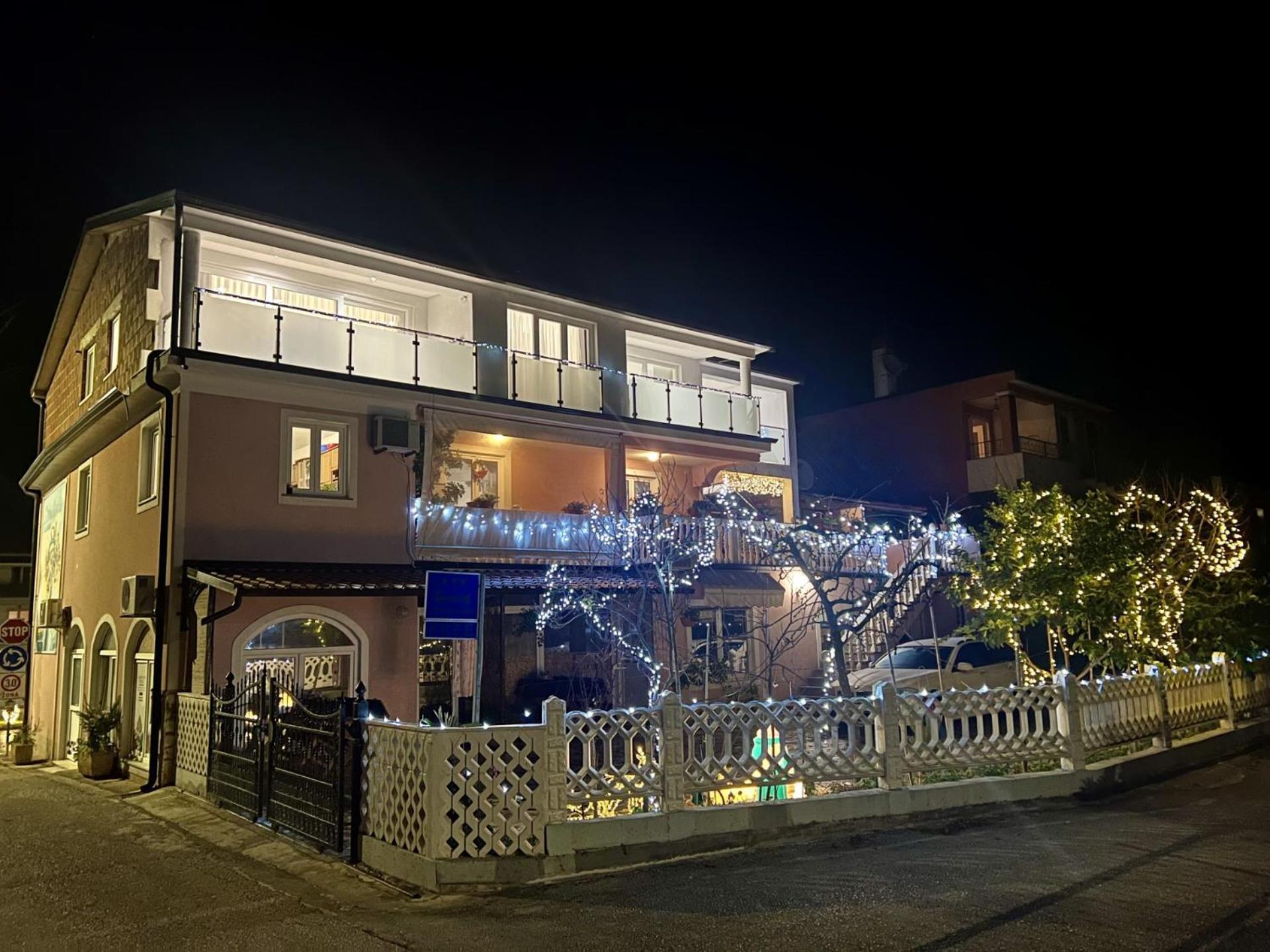 Apartments Tereza Novigrad  Екстер'єр фото