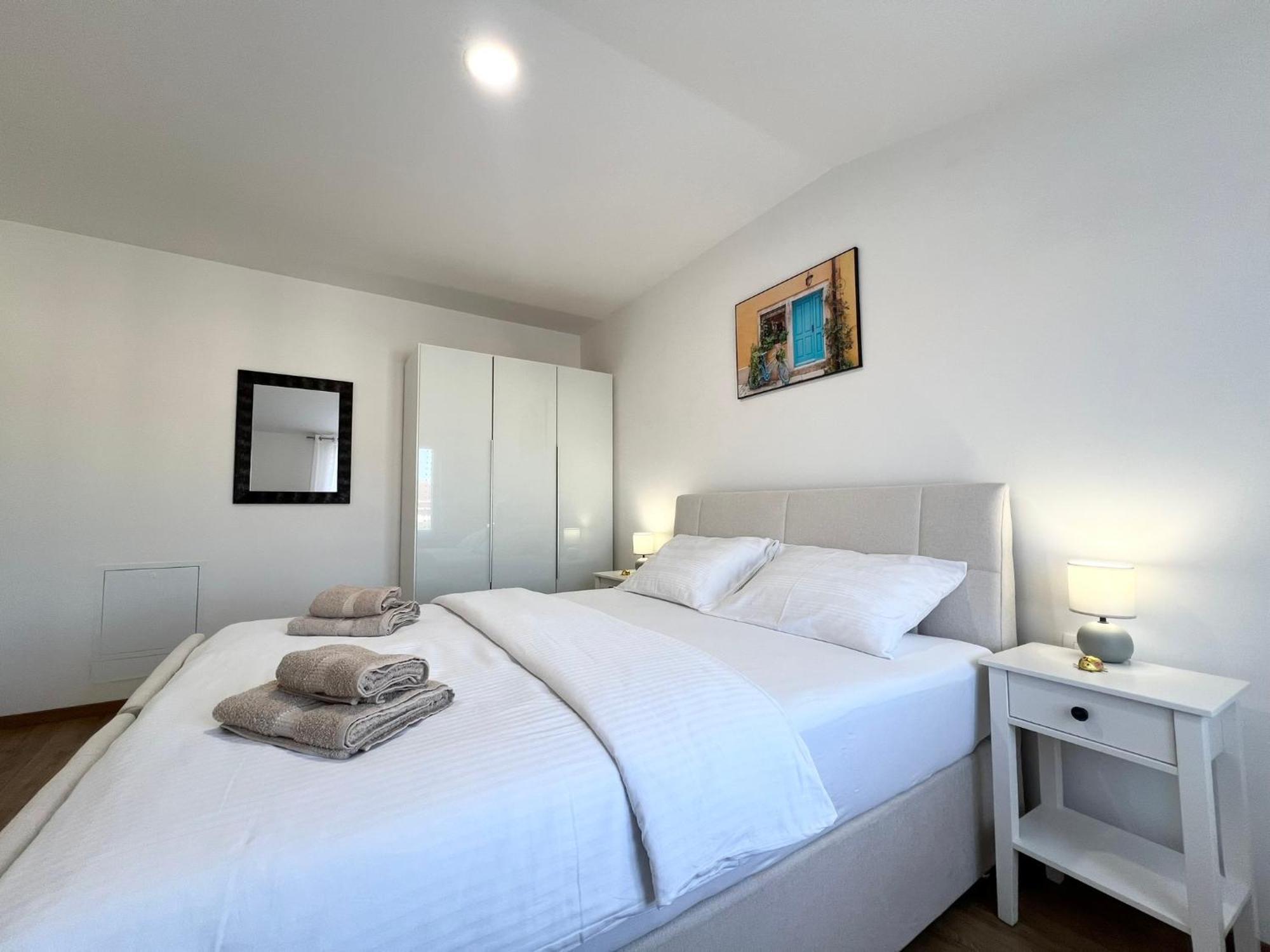 Apartments Tereza Novigrad  Екстер'єр фото
