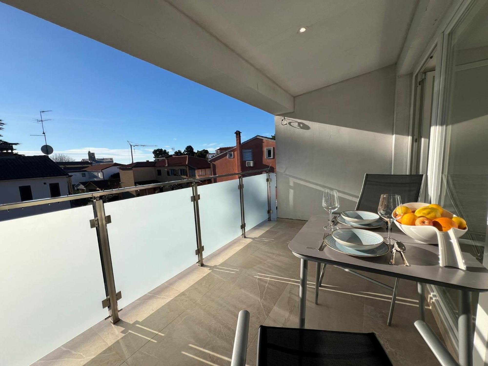 Apartments Tereza Novigrad  Екстер'єр фото